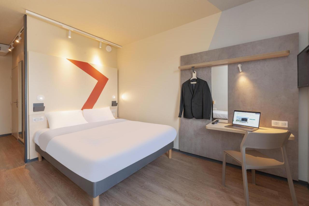 Ibis Budget Mont De Marsan Exterior photo