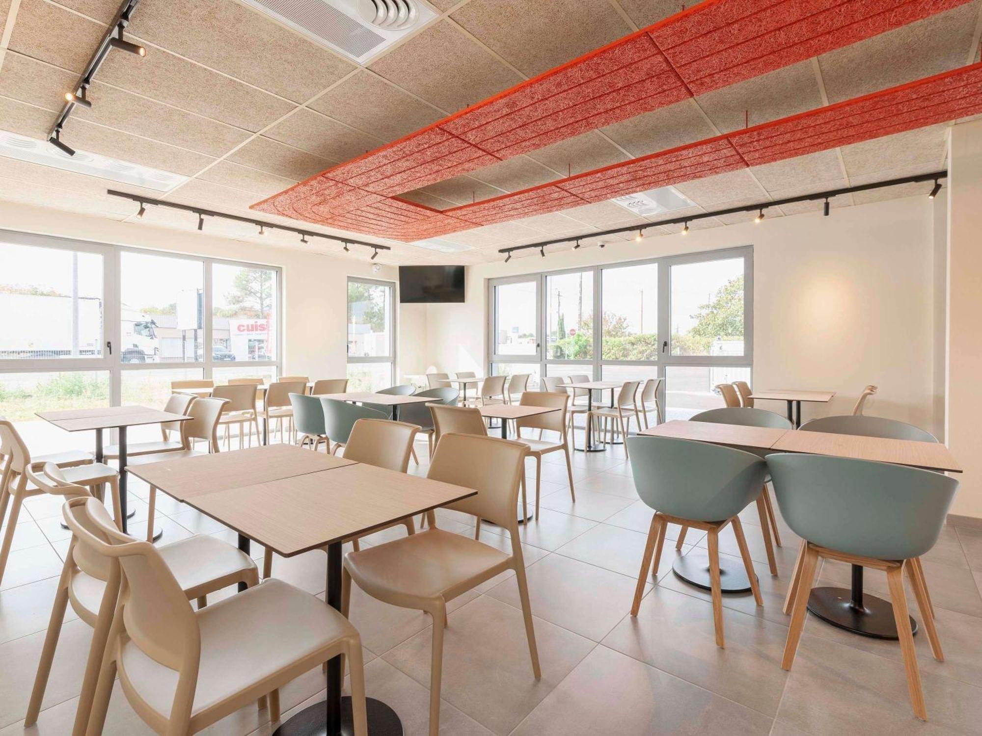 Ibis Budget Mont De Marsan Exterior photo